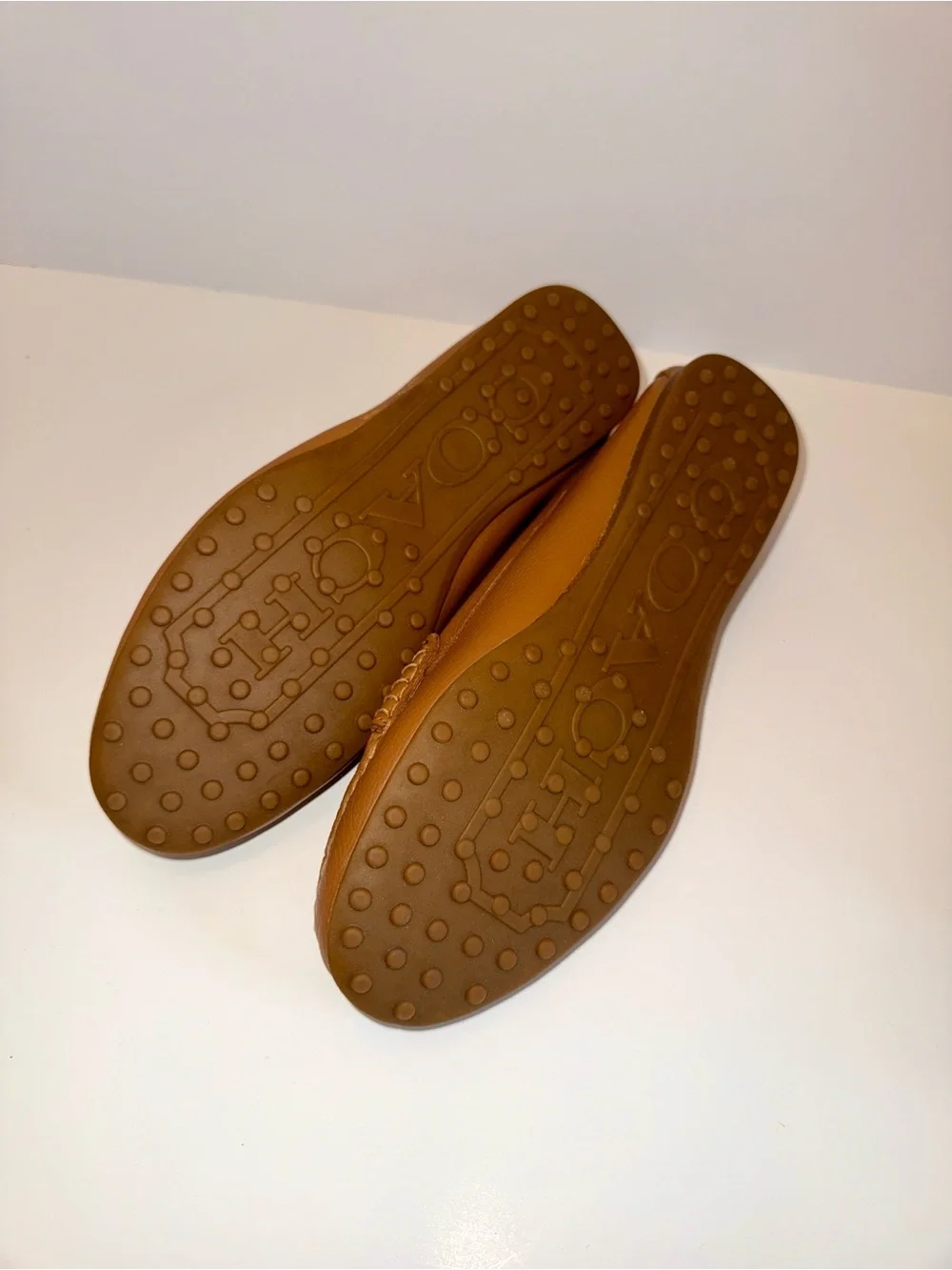 Coach Tan Leather Women’s Fredrica Loafers with Gold Hardware Size 7 Saddle Tan - Picture 7 of 13